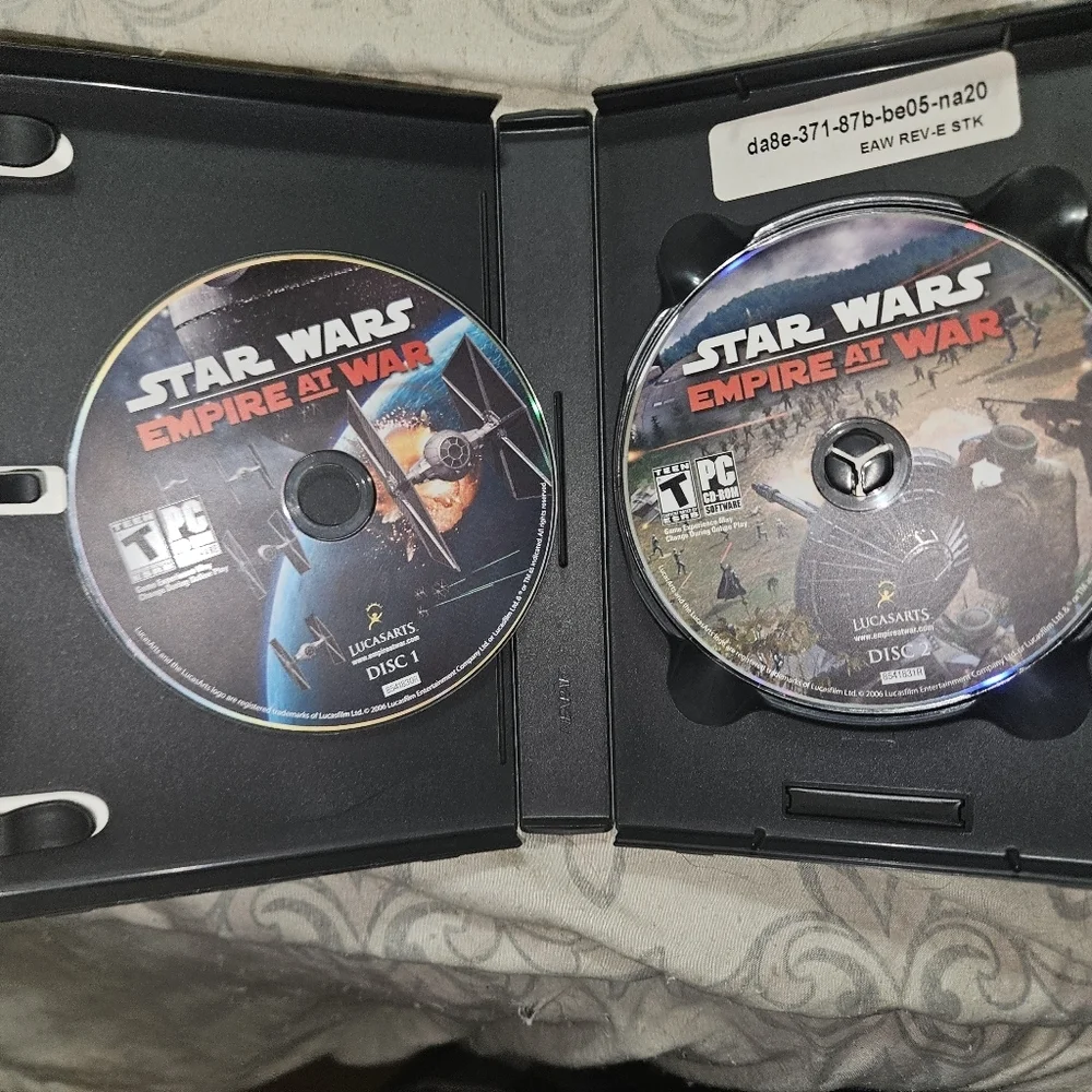 Star Wars - Empire at War PC CD-Rom Game 2006 2 Disc Bundle!